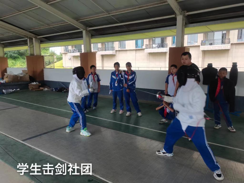 deb090ddfbc4bf0356a791362e103ee